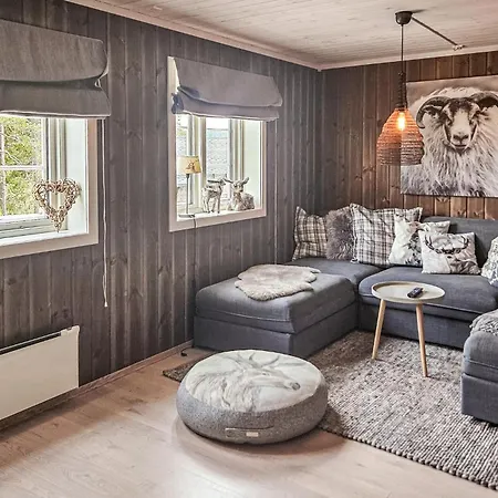 3 Bedroom Lovely In Skollenborg * Lindaskroken